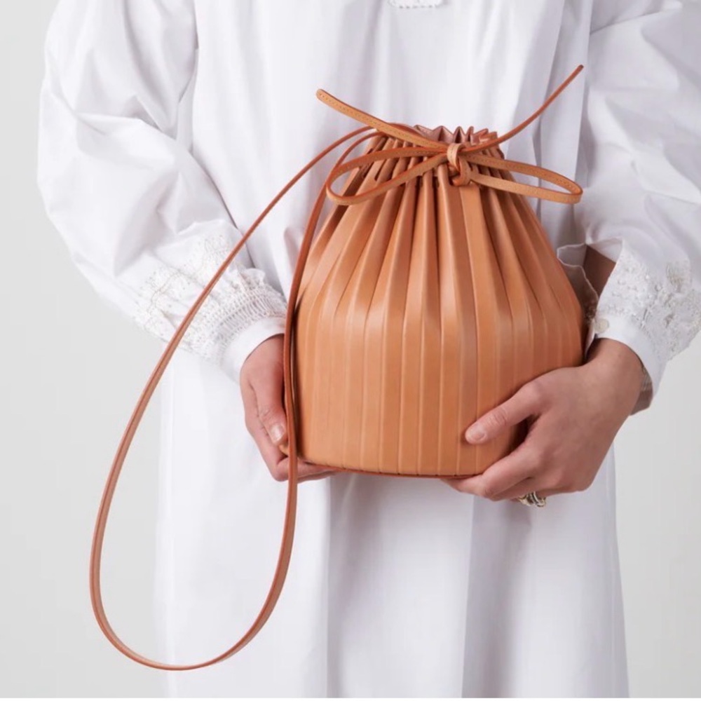 Mansur Gavriel pleated leather bucket bag